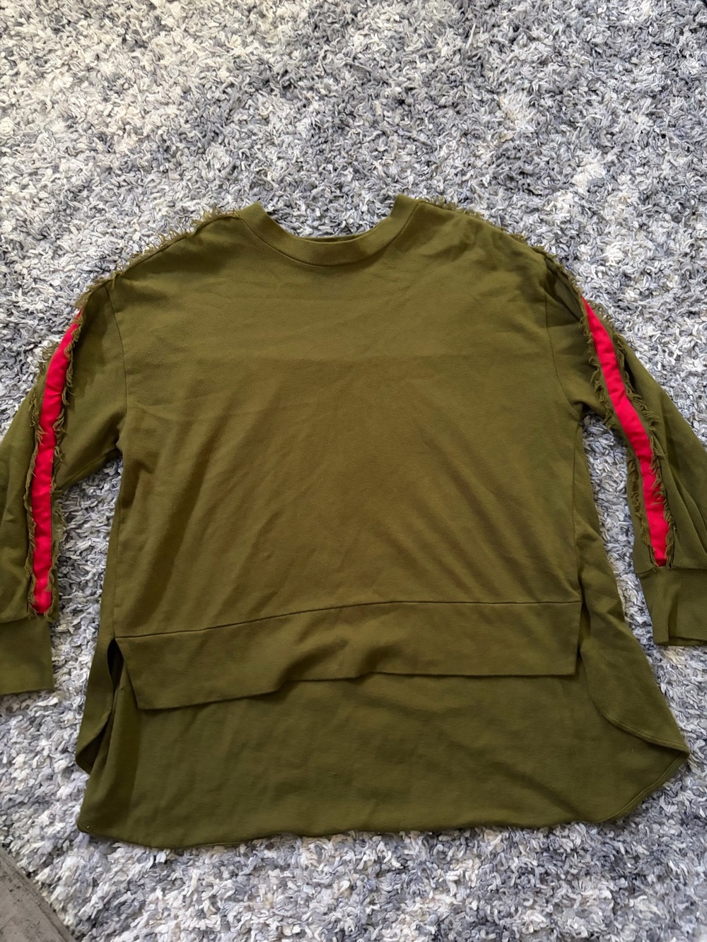 Stark X Women’s Olive green and Red Top Sz S